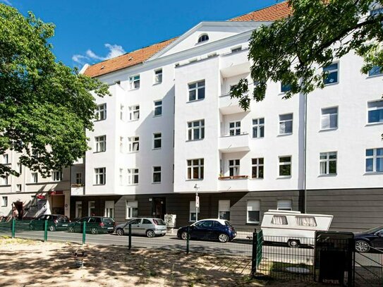 Investieren nahe Brüsselerkiez: VERMIETETE Kapitalanlage mit Südwest-Balkon - Hallo Altersvorsorge!