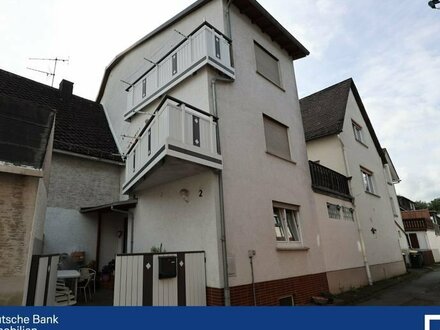 Geräumiges Einfamilienhaus auf drei Etagen - inklusive Innenhof und zwei Balkonen