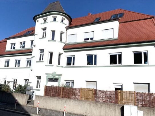 *Reserviert* Roth City helle 6 Zimmer Jugendstil Balkon Wohnung Erstbezug nach Sanierung Holzdielen ca. 134m² Provision…