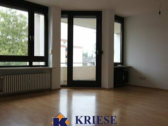 Idyllische 3-Zimmer Wohnung in zentraler Lage Puchheims mit Balkon und Einzelgarage