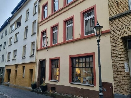 Kulturdenkmal in Koblenz-Ehrenbreitstein - Mehrfamilienhaus zu verkaufen