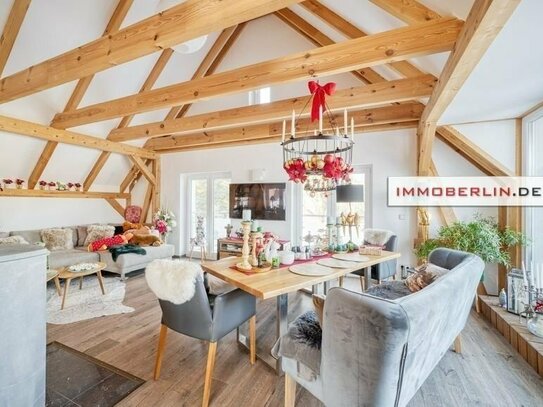 IMMOBERLIN.DE - Seeblick! Attraktives Einfamilienhaus mit Sonnenterrasse und Nebengelasse in fabelhafter Lage