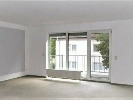 Eigentumswohnung mit 2 Zimmern und Balkon in Leuna bei Leipzig