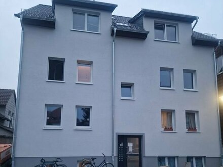 Sonnenlicht durchflutete 3,5 Zimmer Wohnung sucht Mieter