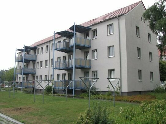 Keine Besichtigungen mehr möglich - Großzügig geschnittene 2-Zimmer-Wohnung in Stralsund