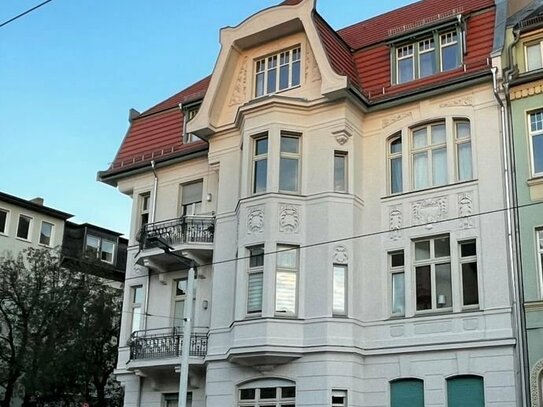 Charmante 3-Zimmer-Wohnung in Cottbus: Historisches Flair in moderner Sanierung