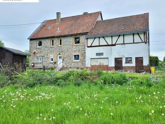 Erweck mich zu neuem Leben! Charmantes Einfamilienhaus mit großem Garten nähe Westerburg.