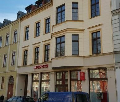 Wohnen am Elisabethplatz! Gemütliche 3-Raum Wohnung, Stellplatz möglich