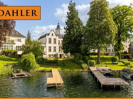 Exklusive und traumhafte Villa am Wasser in prominenter Lage von Potsdam