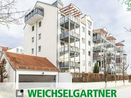 Kurzfristig beziehbar: Ideal geschnittene Wohnung mit großem Süd-Balkon und zwei TG-Stellplätze