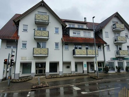Laden-, Büro- bzw. Gewerbeeinheit in attraktiver Zentrumslage von Reutlingen-Ohmenhausen