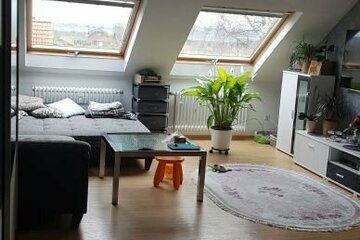 Schöne 3 Zimmer DG Wohnung in Rheinbach-Flerzheim - Kontakt NUR telefonisch