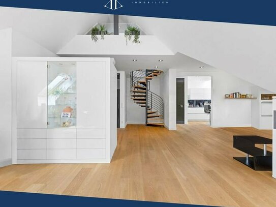 Extravagant attic maisonette near Grunewald in renovated urban villa