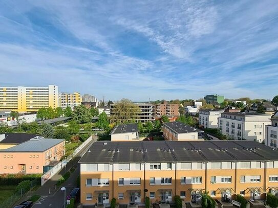 Gepflegte, vermietete 3-Zimmer-Wohnung mit Balkon und Aufzug inkl. Tiefgaragenstellplatz