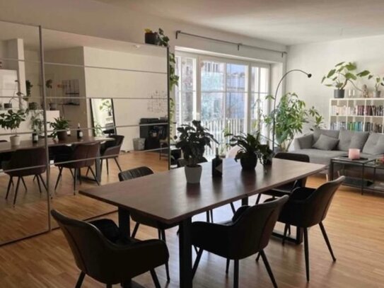 Moderne Loft-Wohnung in bester Umgebung