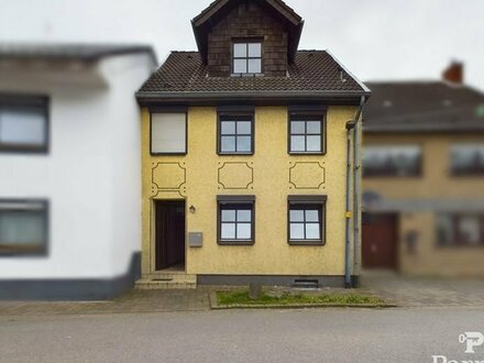 Reihenmittelhaus mit großzügigem Garten in ländlicher Lage