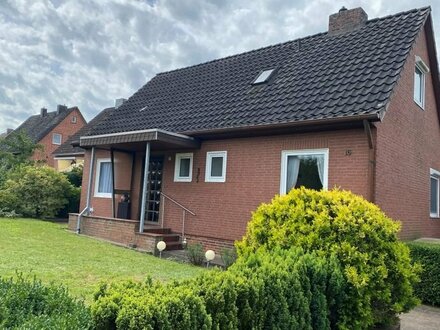 Provisionsfrei - Einfamilienhaus mit Wintergarten und Garten in Rullstorf