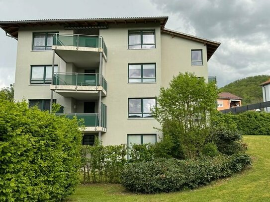 Gepflegte, sonnige 3 Zimmer-Wohnung mit Vesteblick in Coburg