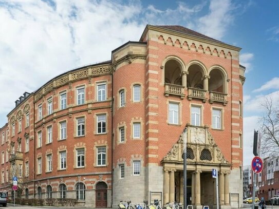 Bürofläche im historischen Altbau von Kassel - nach Mieterwunsch ausgebaut!