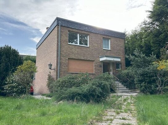 freistehendes Einfamilienhaus in idyllischer Lage