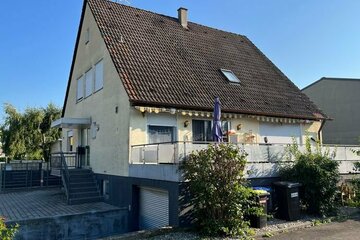 Komplett vermietetes 2-Familienhaus mit Einliegerwohnung in Dettingen-Teck
