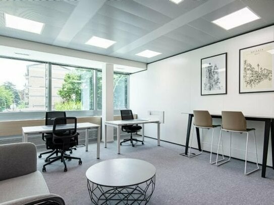 Privater Büroraum ganz auf Ihre individuellen Unternehmensbedürfnisse angepasst in Regus Konigstrasse 10c