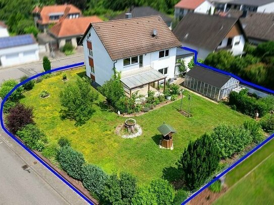 Einfamilien - oder Mehrgenerationenhaus mit großem Garten