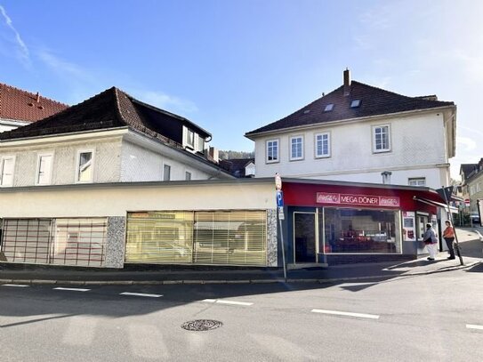 Mehrfamilienwohnhaus mit Gewerbeeinheiten und Lager in zentraler Lage - Heizung neu in 2023!