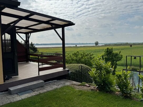 Ferien- und Wochenendhaus mit Blick auf den Kummerower See