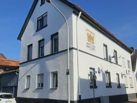 Große, helle Wohnung in zentraler Lage. Sofort verfügbar