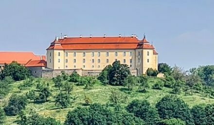 Schöne und zeitlose Wohnung in guter Lage