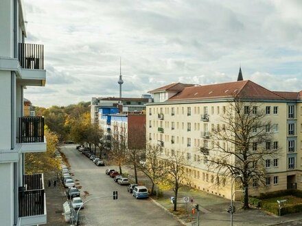 Schöne Terrasse einer möblierten Neubauwohnung sucht ... (TG vorhanden)