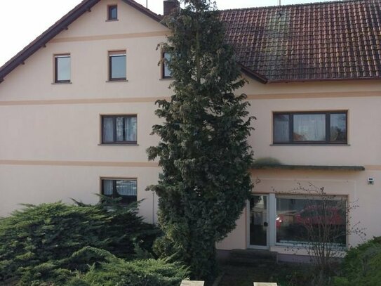 Entwicklungsfähiges Mehrfamilienhaus in ruhiger Lage von Karben-Petterweil