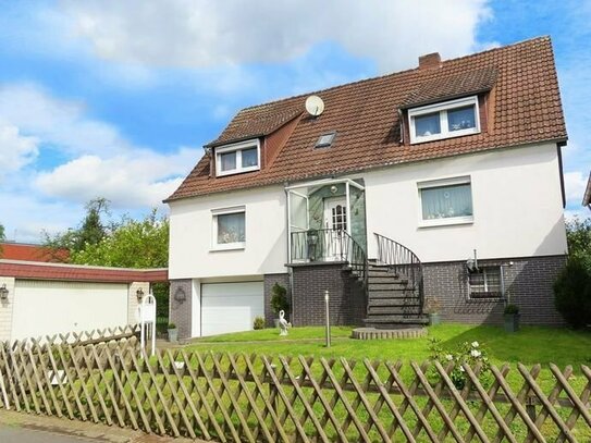 Provisionsfrei - Geräumiges Einfamilienhaus mit Baugrundstück in ruhiger Lage in Niestetal-S.