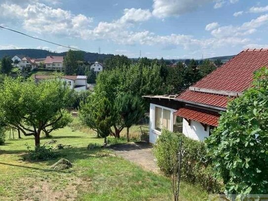 Gemütliches Freizeitgrundstück direkt am Teichberg in Gräfinau-Angstedt