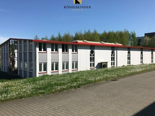 Moderne Lager-/ Produktionshalle mit Bürotrakt in kleinem Gewerbegebiet in Schöntal zu vermieten