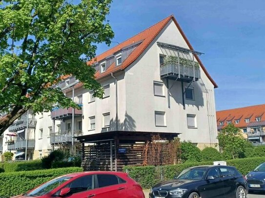 4-Zimmer-Dachgeschosswohnung mit viel Privatsphäre in Fürth - Eigennutzung ab Mai möglich!
