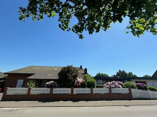 Wohnen wie im Urlaub: großzügiges Einfamilienhaus auf parkähnlichem Grundstück mit Gartenteich in Gifhorn/Gamsen