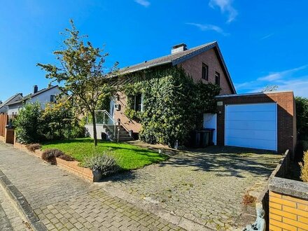 Einzigartiges Einfamilienhaus mit großem Schwimmteich in beliebter Lage von Wolfsburg-Ehmen!