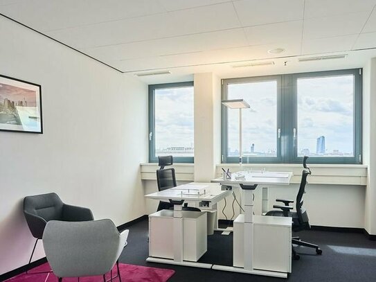Büro im stilvollen Office Center mit Skylineblick, risikofrei, monatlich kündbar