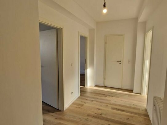 frisch renovierte 3-Zimmer-Wohnung in Düsseldorf-Derendorf