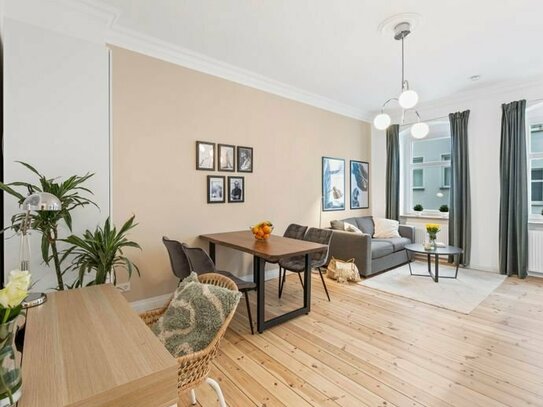 Modern, freshly renovated 2 room apartment with the best accessibility in Prenzlauer Berg