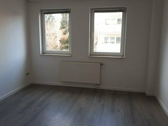 Freundliche 2 Zimmer Wohnng mit Balkon