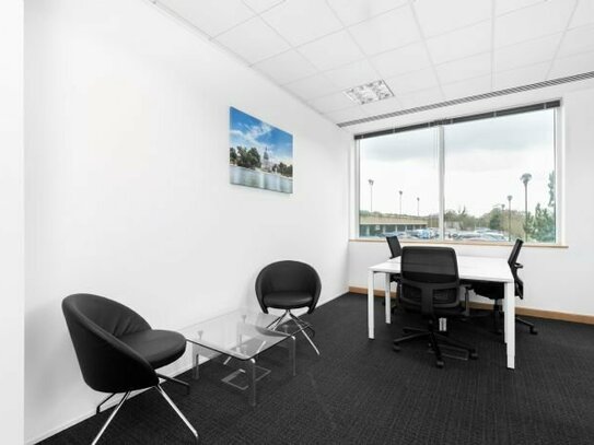 Voll ausgestatteter privater Büroraum für Sie und Ihr Team in Regus Nymphenburger Hofe