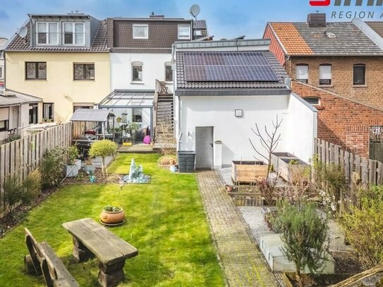 Gewolltes Understatement: Top modernisiertes Haus mit Photovoltaikanlage