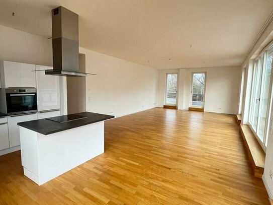 Helles 3-Zimmer Penthouse in Britz!