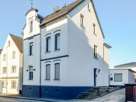 1-2- Familien-Stadthaus mit Dachterrasse * Sanierung 2021 * Grundstück in Teileigentum * 2 Küchen * 3 Bäder