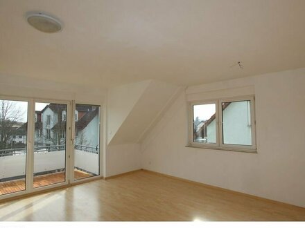 Sehr schön aufgeteilte 3 Zimmerwohnung in guter Lage von Sonneberg mit Balkon