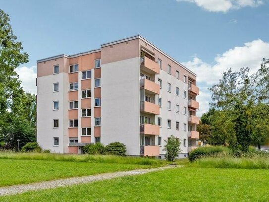 Gut geschnittene 3-Zimmer-Wohnung direkt am Lerchenauer See - München-Lerchenau