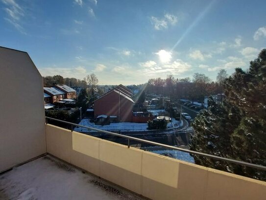 Süße 2-Zi.-Whg. (ca. 49 m²) mit Balkon in der Ratzeburger Vorstadt frei